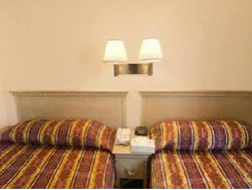 Americas Best Value Inn Las Vegas Strip Екстер'єр фото