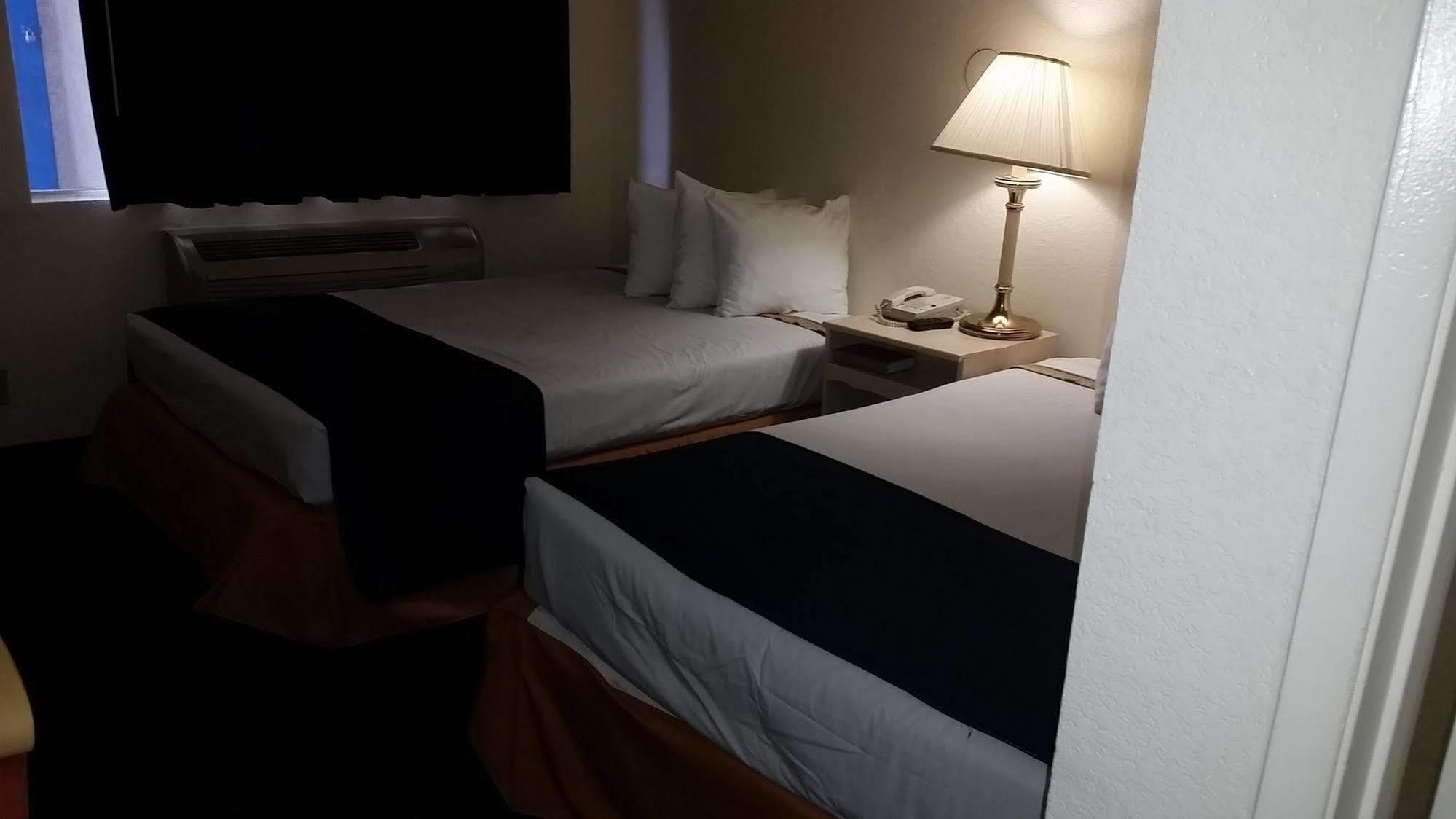 Americas Best Value Inn Las Vegas Strip Екстер'єр фото