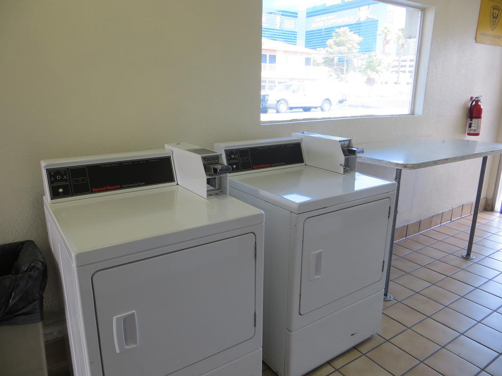 Americas Best Value Inn Las Vegas Strip Екстер'єр фото